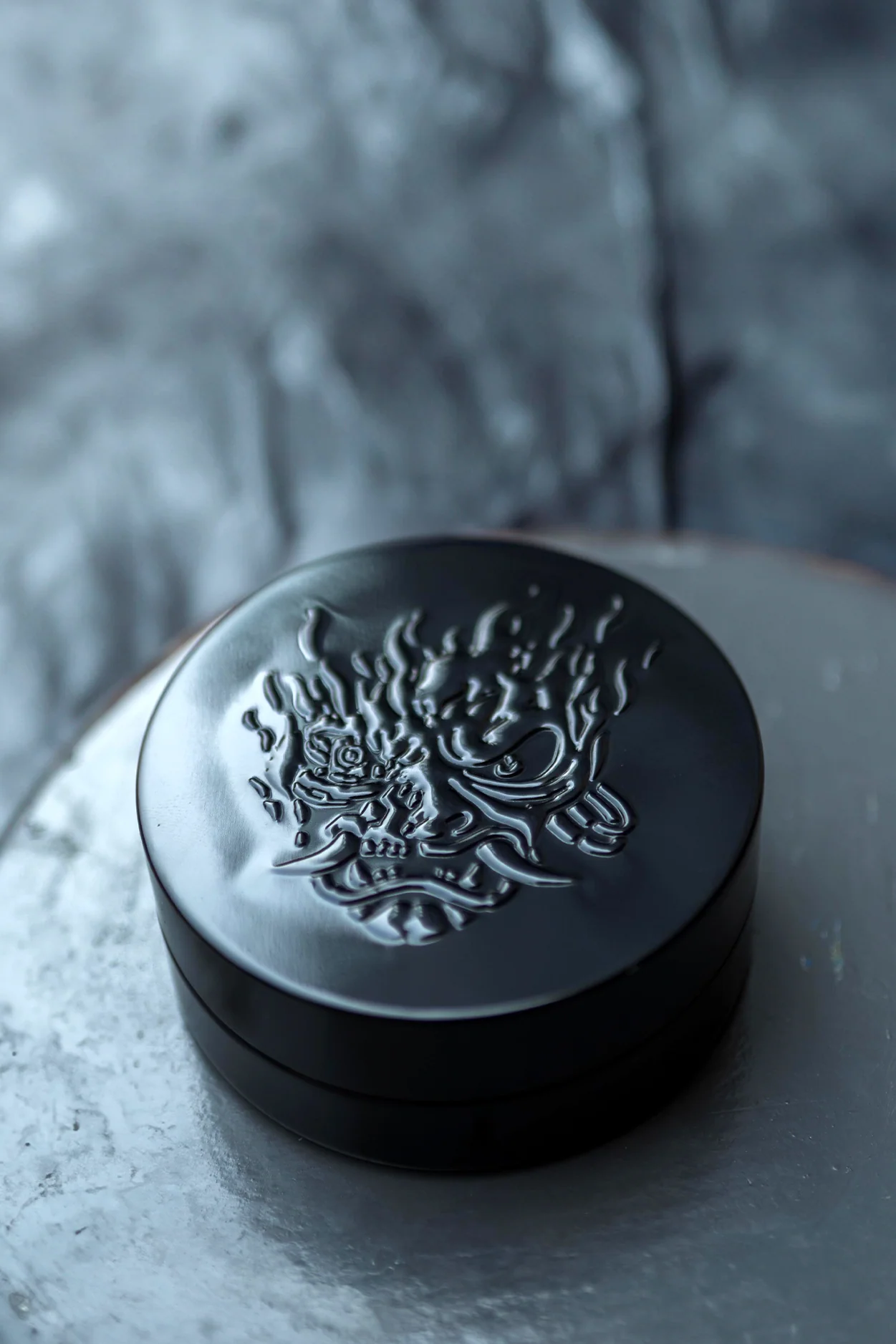 CYBERPUNK 2077 SAMURAI MEDALLION NECKLACE - Image 7