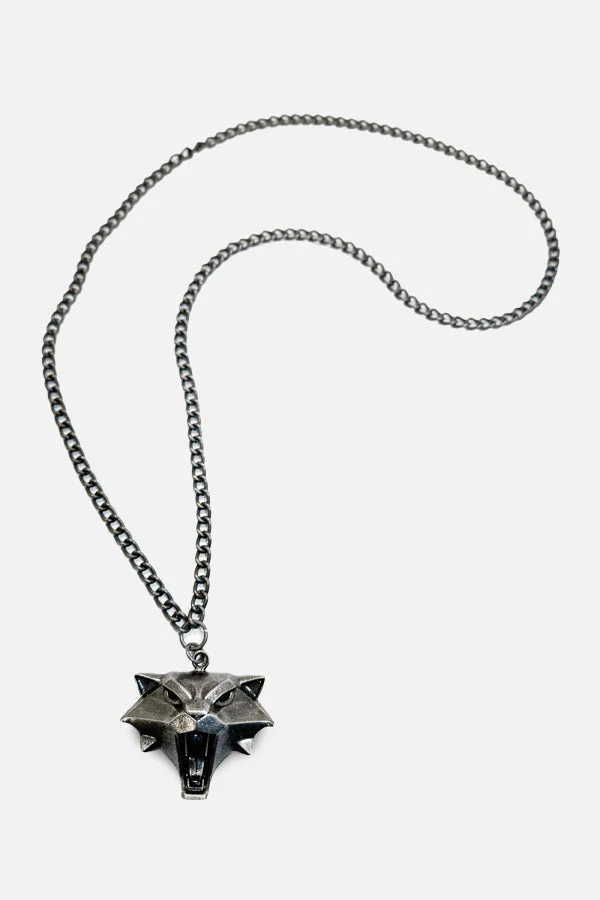 THE WITCHER CAT SCHOOL MEDALLION - Image 7