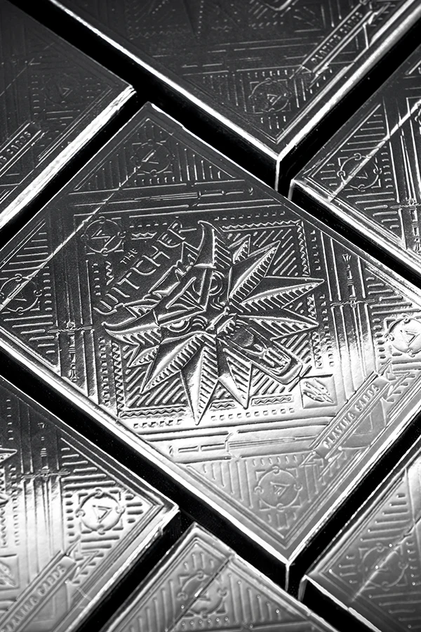 THE WITCHER PLAYING CARDS: PLATINUM EDITION - Image 2