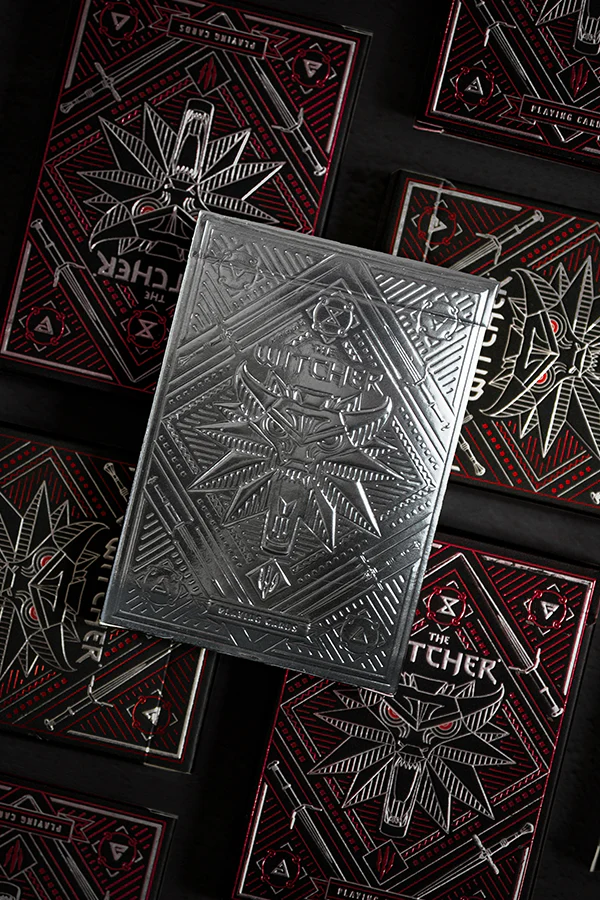 THE WITCHER PLAYING CARDS: PLATINUM EDITION - Image 3