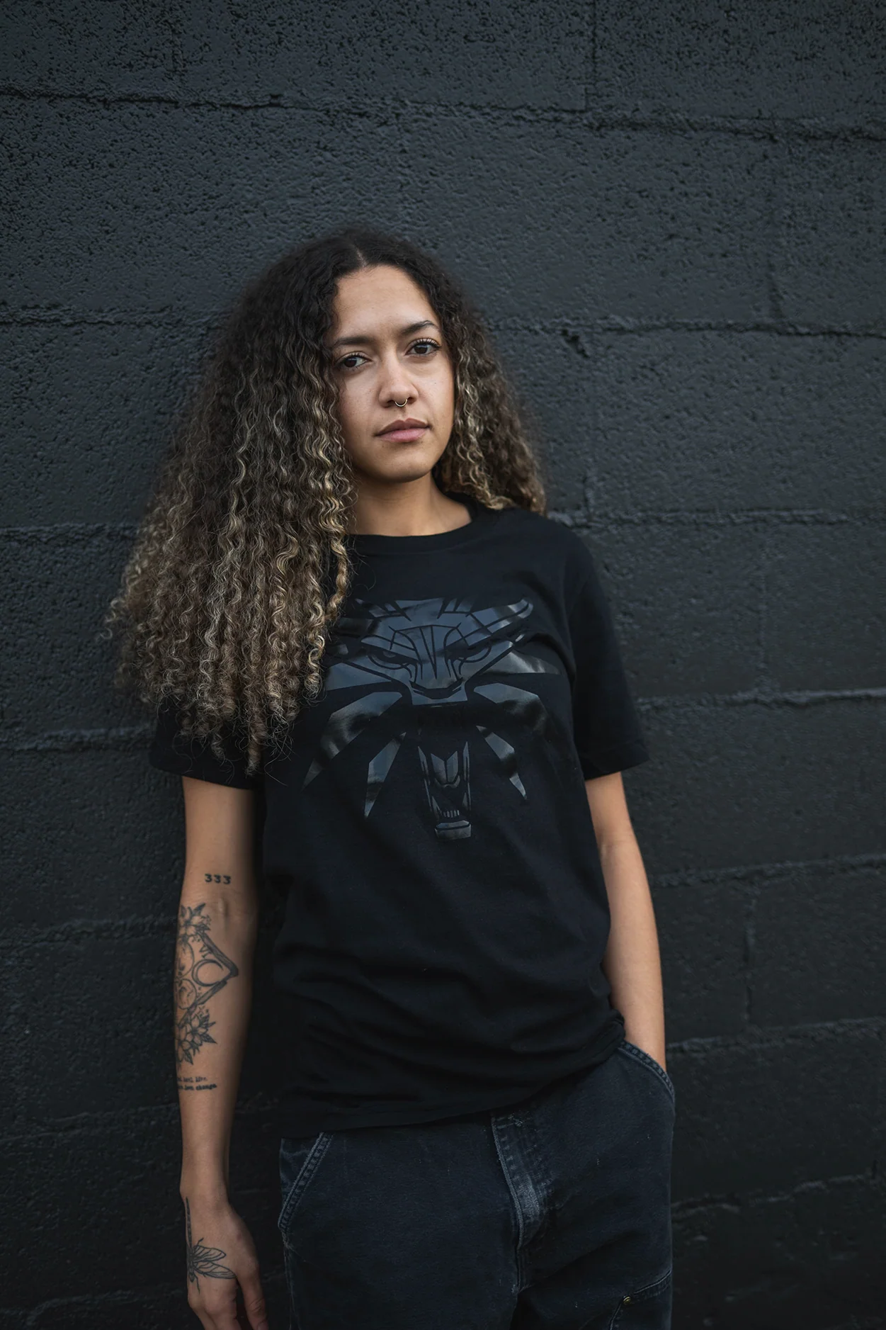 THE WITCHER THE BLACK WOLF TEE - Image 7